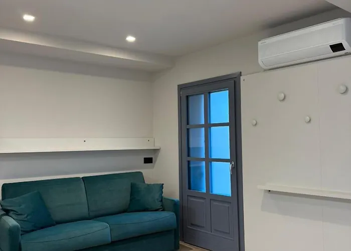 Lanzo Belvedere - Blue Lägenhet *